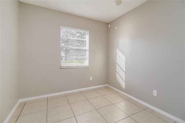 Building Photo - 865 Rich Dr