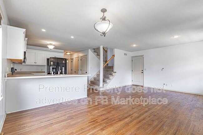 Building Photo - 9652 McGee St
