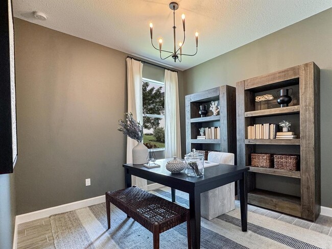 Building Photo - 3569 Hilton Dr