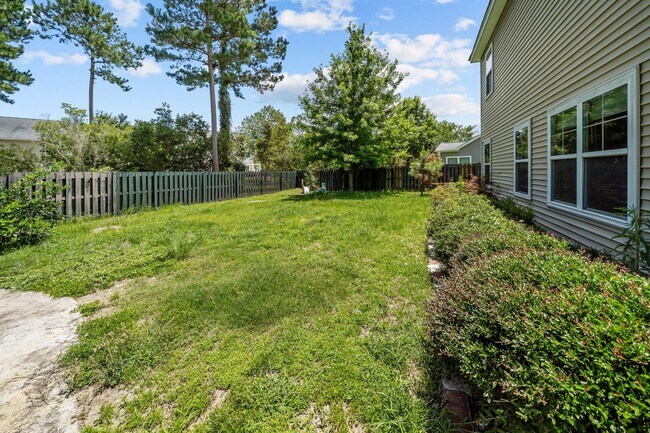 Building Photo - 4540 Garden Hills Loop