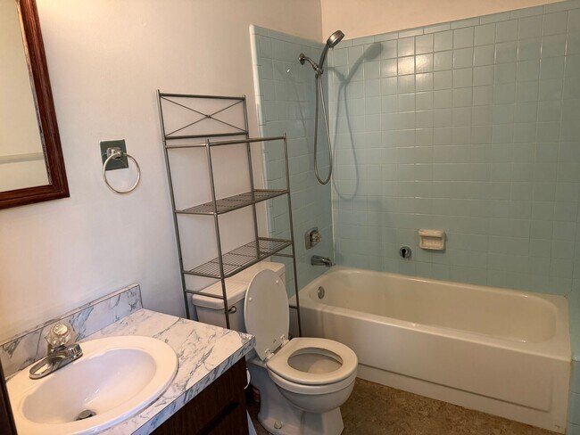 Building Photo - 16326 NW 118th Pl