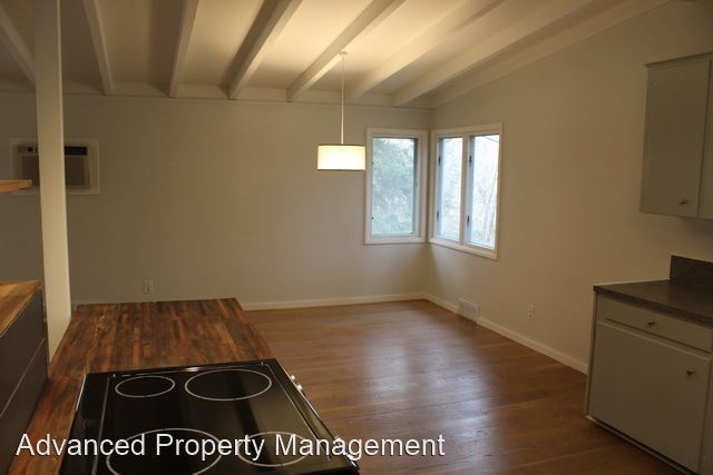 Building Photo - 4 br, 2 bath House - 1009 Michael Road