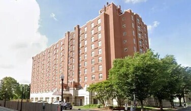 Building Photo - 4300 N Carlin Springs Rd