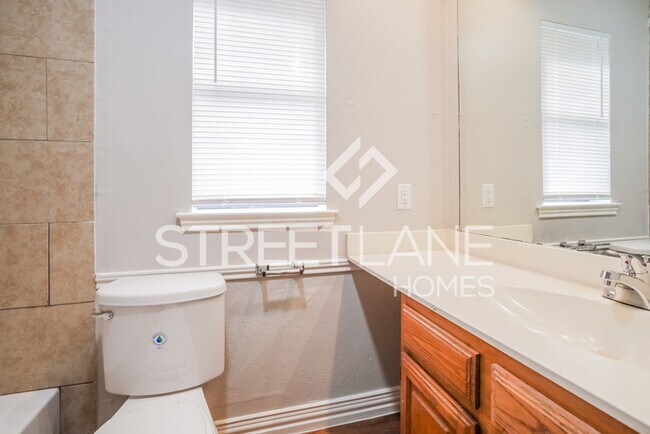 Building Photo - Charming 2 Bedroom in Mesquite!