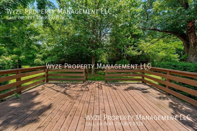 Building Photo - 2213 Cecille Dr SW
