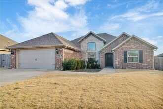 Building Photo - 958 Stone St