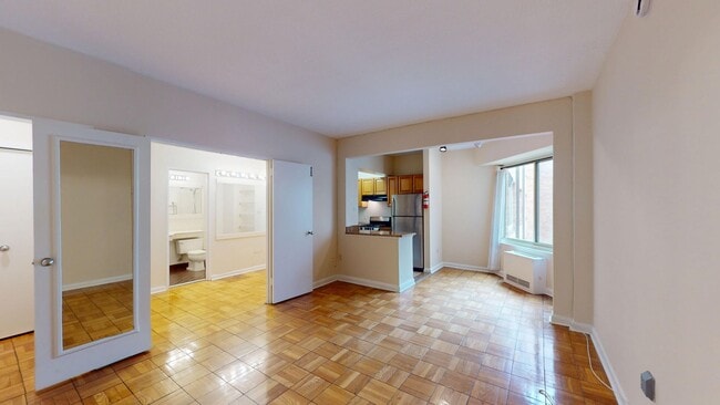 Building Photo - Dupont Circle Studio Apartment W/Roof Top,...