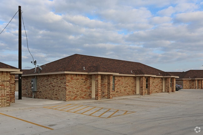Building Photo - Portside Apartments