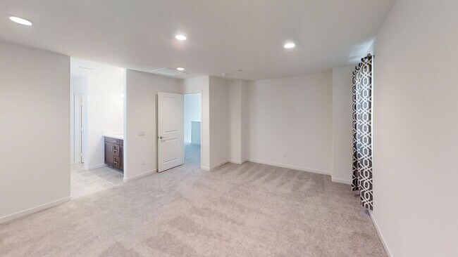 Building Photo - **Newer Built Resort style gated community...