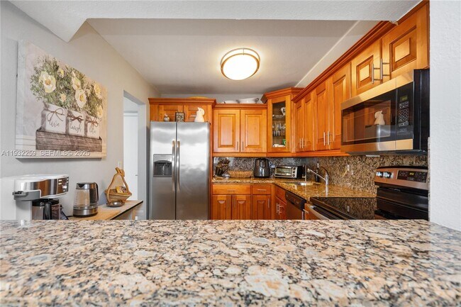 Building Photo - 2401 S Ocean Dr