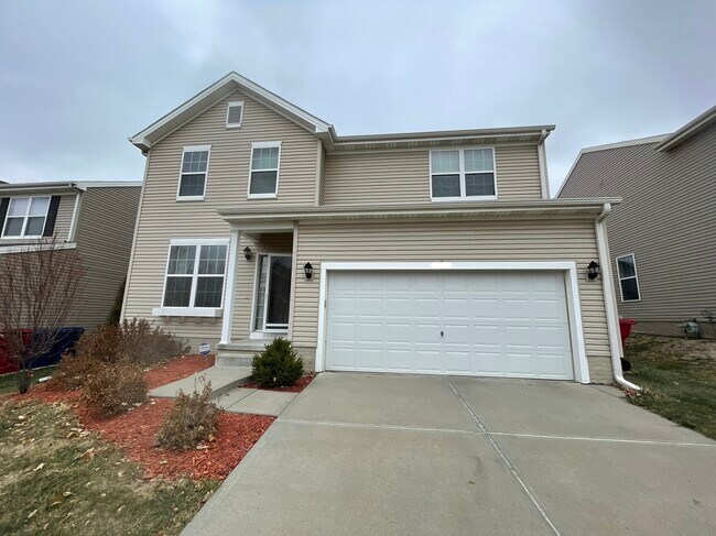 Primary Photo - 8110 N 147th St