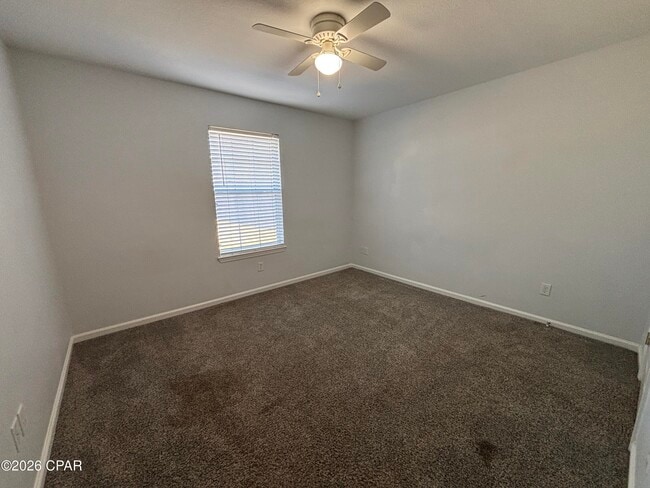 Building Photo - 5127 Stewart Dr