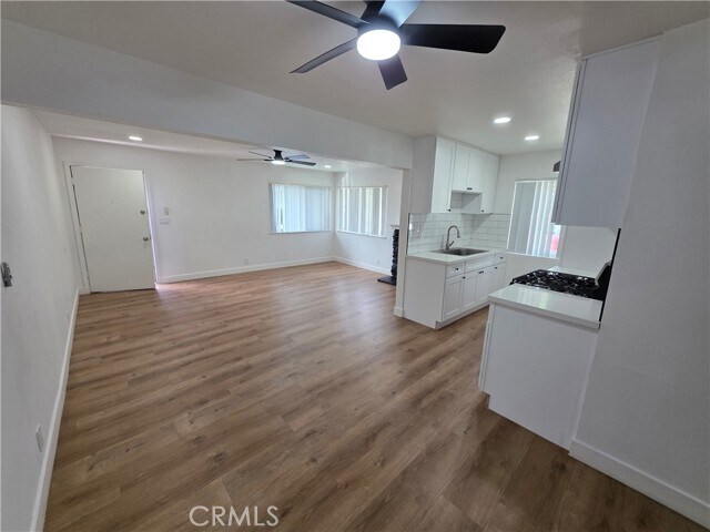 Building Photo - 17042 Emerald Ln
