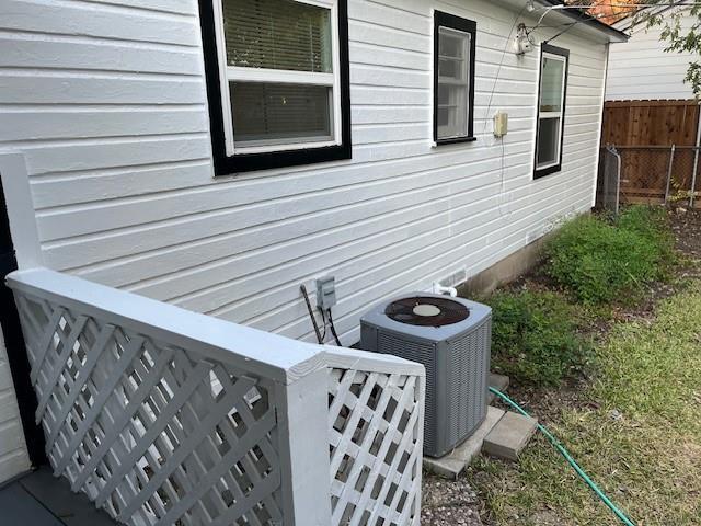 Building Photo - 2314 Tealford Dr