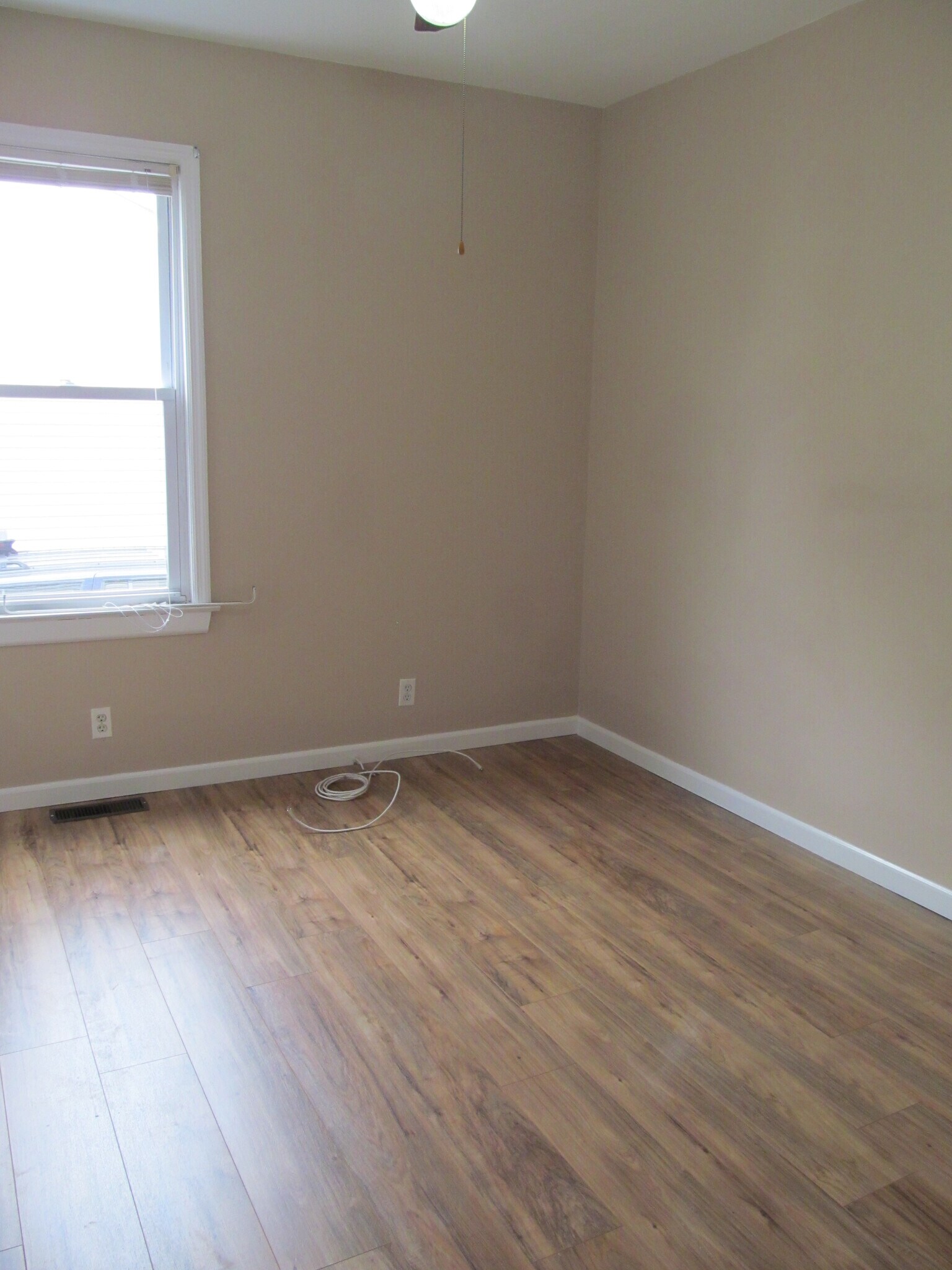 Building Photo - 16 Codington St