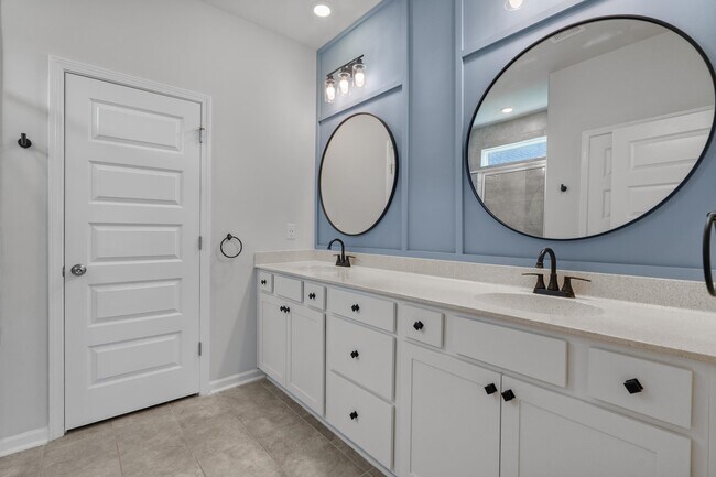 Building Photo - 135 Empyrean Cir