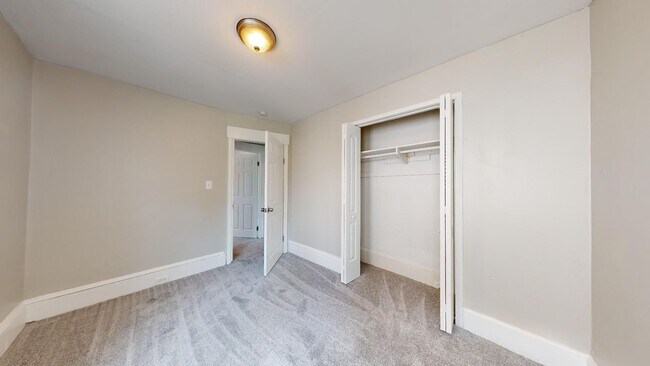 Building Photo - 5001 Denison Ave