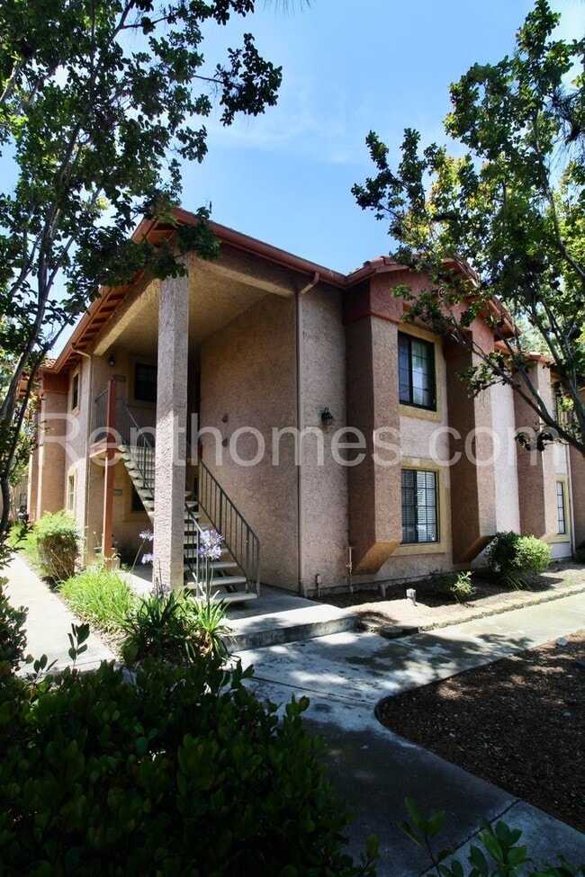 Building Photo - 12051 Alta Carmel Ct