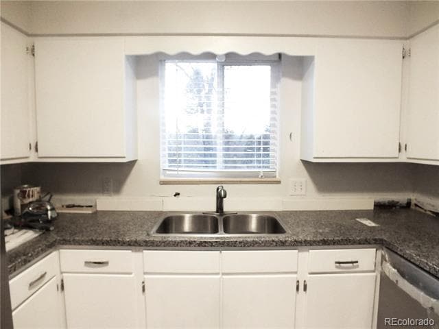 Building Photo - 6 Circle Dr