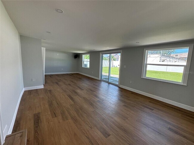 Building Photo - 3983 Marlin Dr SE