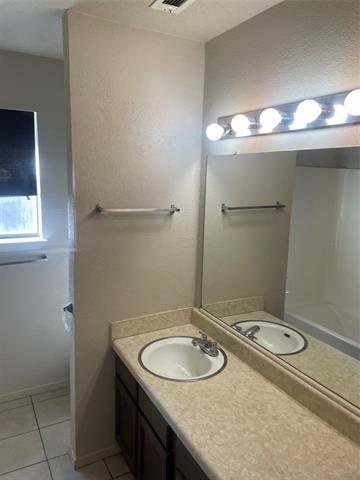 Building Photo - 5310 Hastings Dr