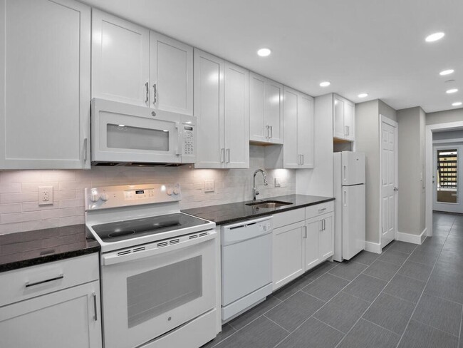 Building Photo - 2517 Benning Rd NE