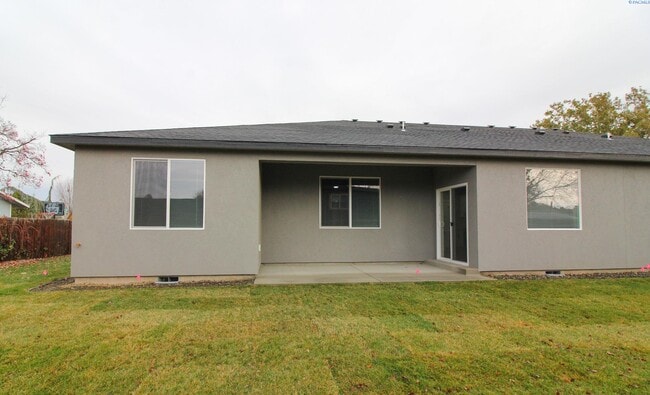 Building Photo - 3 Bedroom, 2 Bath Pasco Townhouse