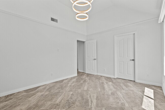 Building Photo - 618 Sinaloa Rd