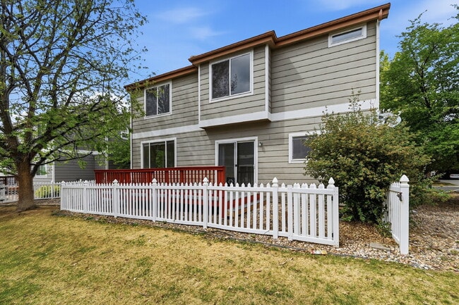 Building Photo - $2,845.95 - 3 Bed, 2 Bath Home in Thornton with Central AC and In Unit Laundry!