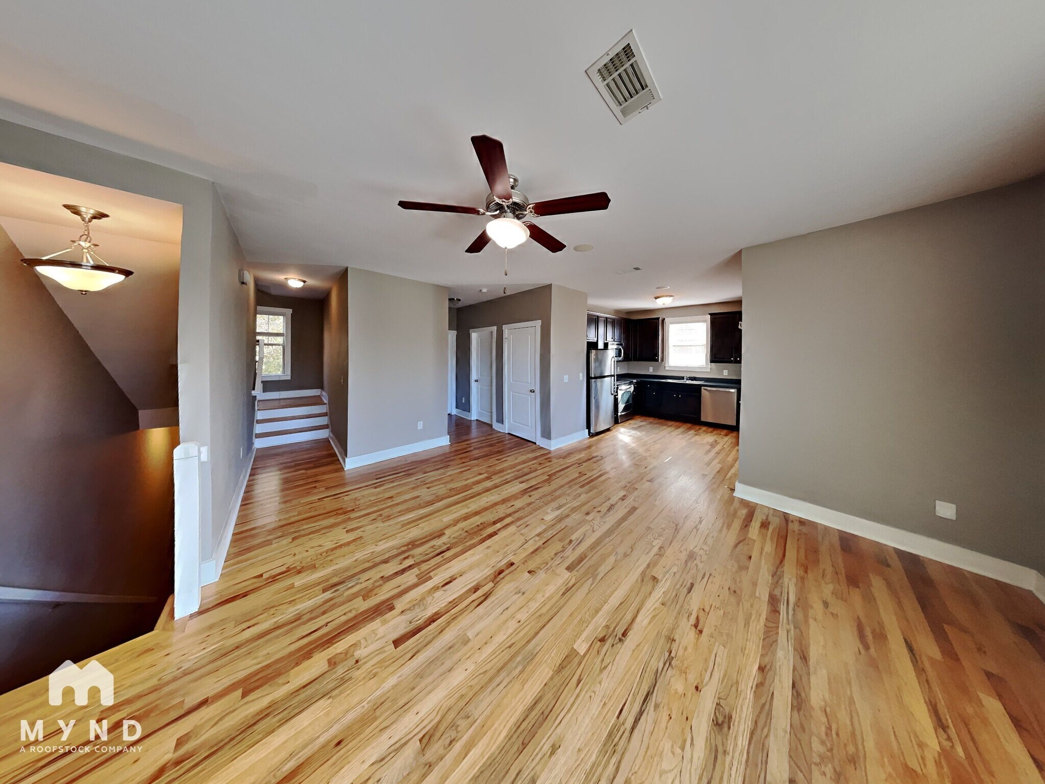 Building Photo - 177 Herring St