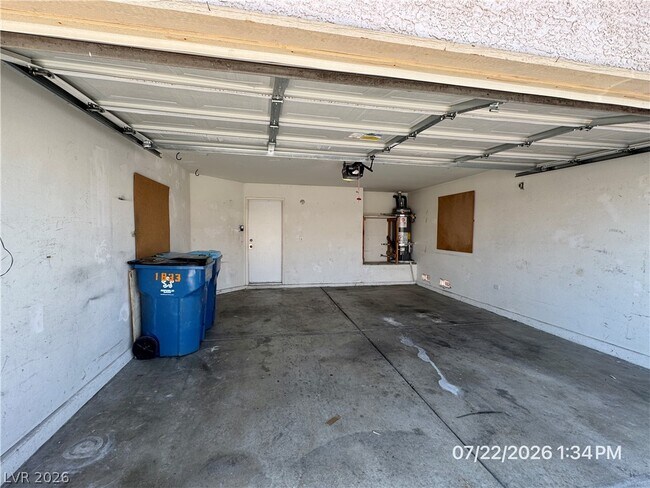 Building Photo - 1833 Sierra Hills Way