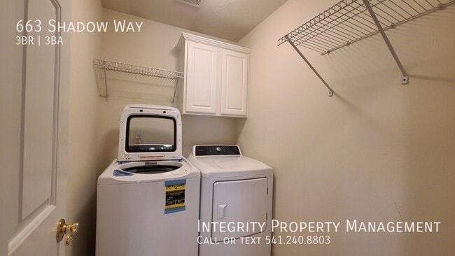 Building Photo - 663 Shadow Way