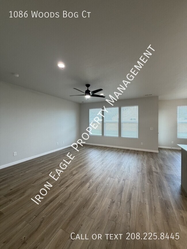Building Photo - 1086 Woods Bog Ct