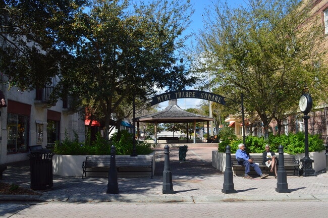 Building Photo - 115 Indian River Dr