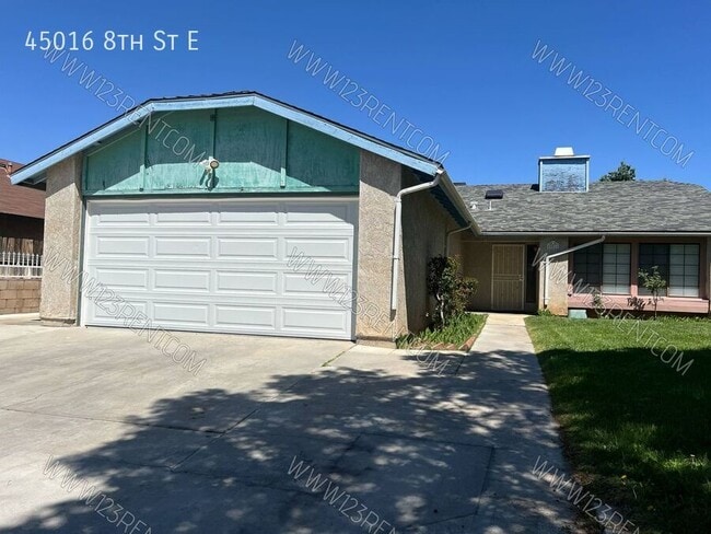 Primary Photo - 45016 8th St E
