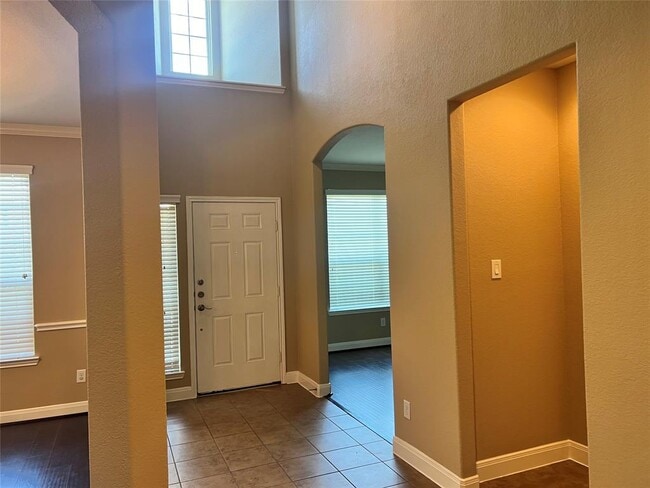 Building Photo - 4318 Bay Wind Ct
