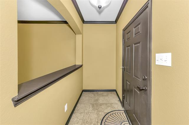 Building Photo - 6928 Carrington Ln