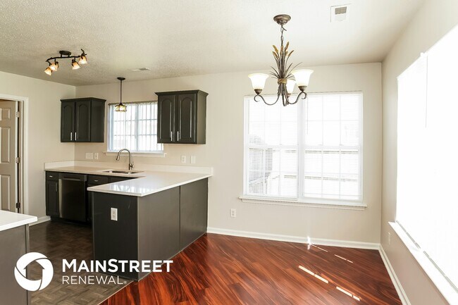 Building Photo - 1015 Highstone Dr