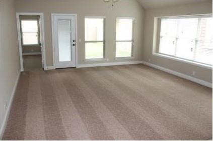 Building Photo - 1116 Haskell Dr