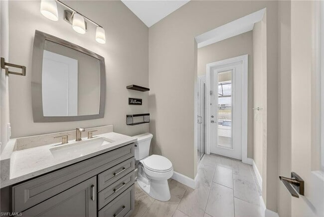 Building Photo - 20060 Hartford Blvd