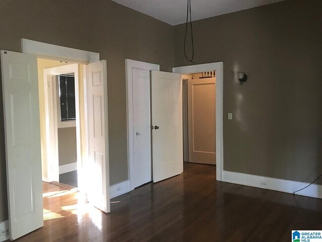 Building Photo - 4328 5th Ave S