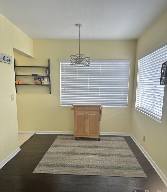 Building Photo - 3080 Lake Osborne Dr