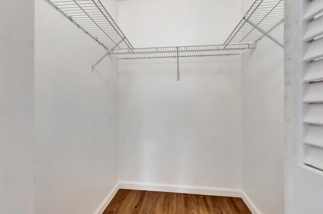 Building Photo - 8895 Sonoma Lake Blvd