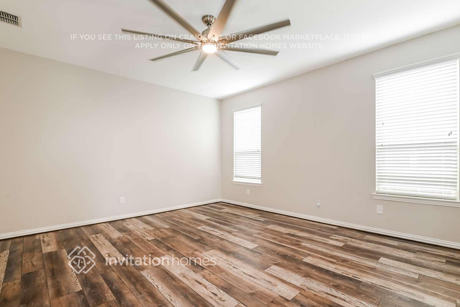 Building Photo - 138 Cameron Dr