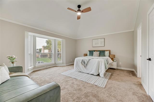 Building Photo - 3824 Parkmont Dr