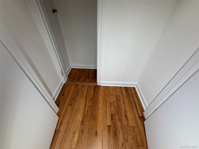 Building Photo - 266 Madison St