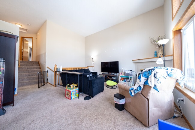 Building Photo - 15124 Cimarron Way