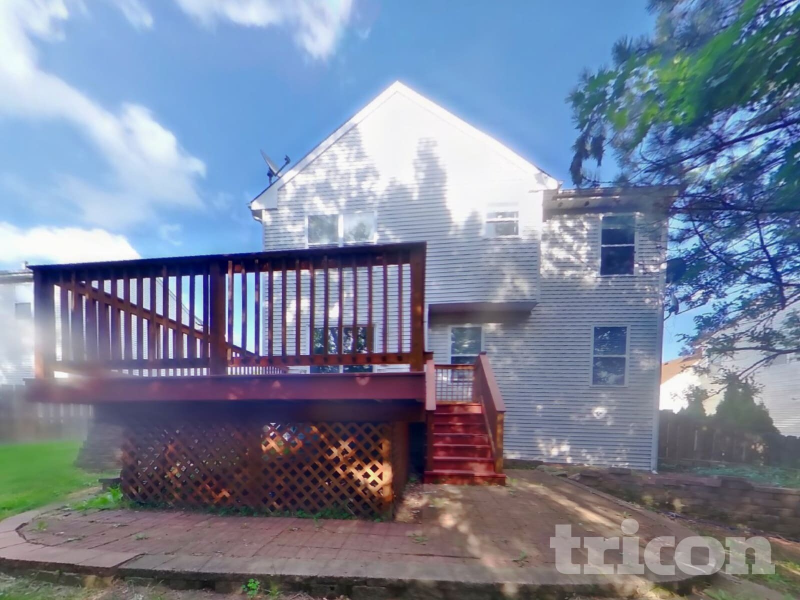 Building Photo - 220 Winding Canyon Way