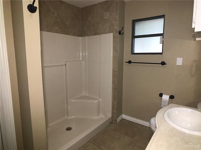 Building Photo - 37 San Jacinto St