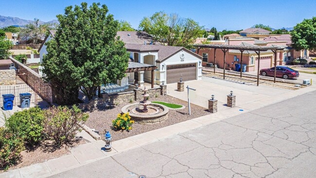 Building Photo - 5948 Anapaula Dr